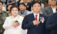 최문순 군수 50년 공직 마침표…12년 군정이 남긴 것은 '사람을 키운 도시'였다
